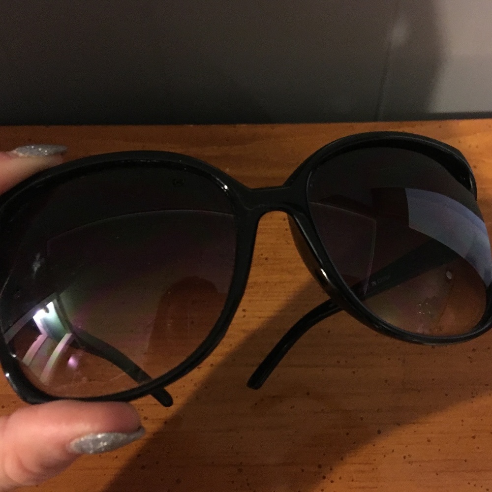 🕶 Big Sunglasses 😎 *FINAL PRICE*